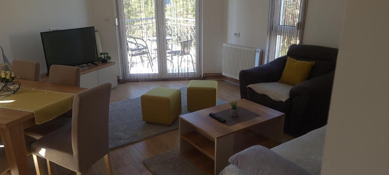 Apartman Mina ดิฟชิบาเร ภายนอก รูปภาพ