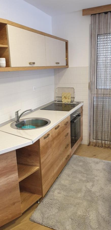 Apartman Mina ดิฟชิบาเร ภายนอก รูปภาพ